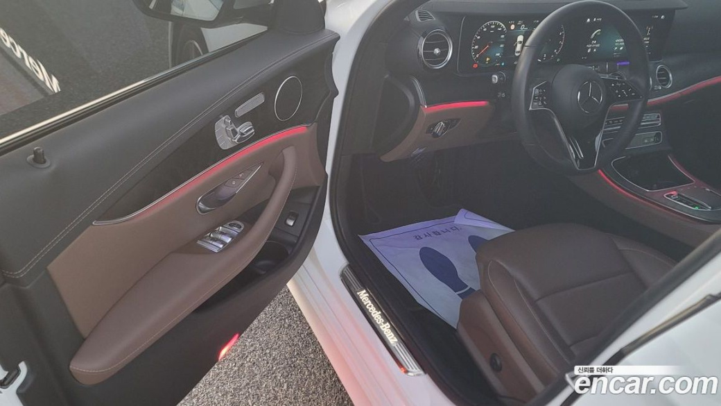 Mercedes-Benz E-Class E250 AMG Line, 2023