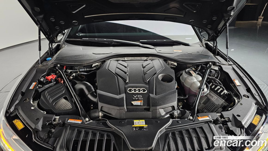 Audi A8 55 TFSI Quattro LWB, 2021