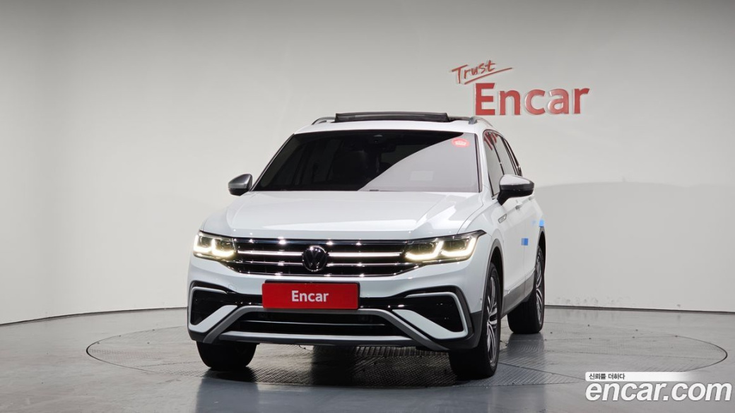 Volkswagen Tiguan 2.0 TSI Prestige, 2023