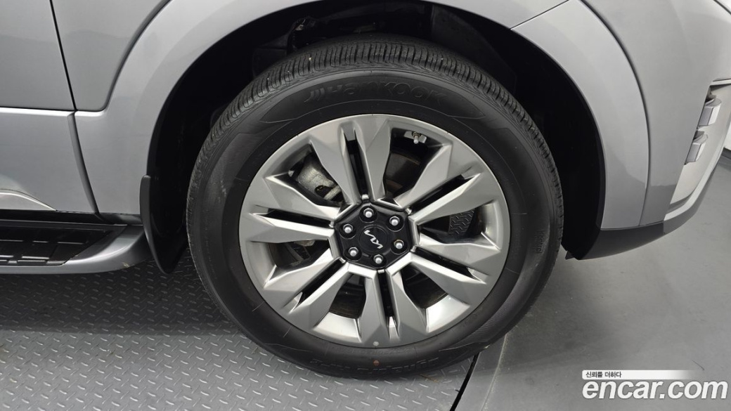 Kia Mohave Diesel 3.0 4WD 5-Seater, 2023