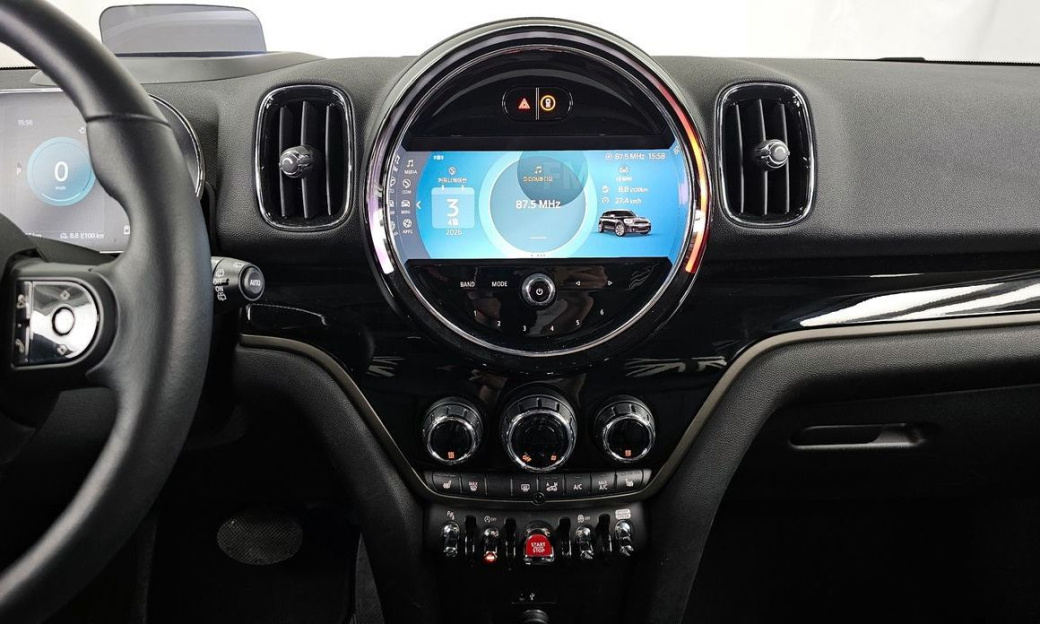 Mini Countryman Classic Plus Launch Pack, 2023