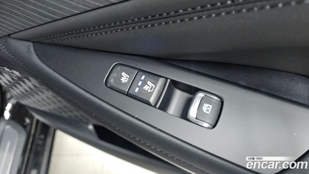Kia K8 2.5 Gasoline 2WD, 2025
