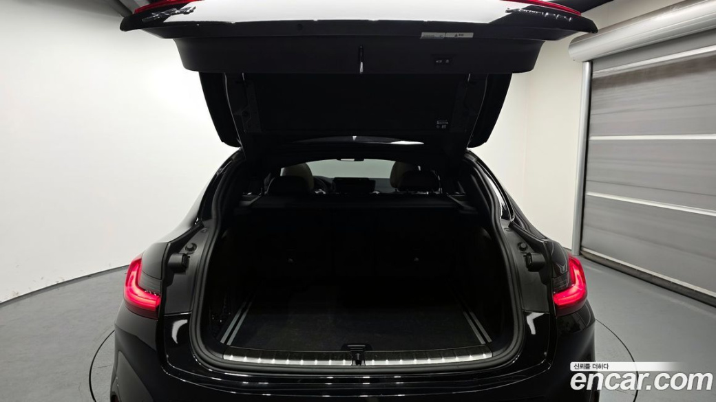 BMW X4 xDrive20i M Sports Pro, 2023