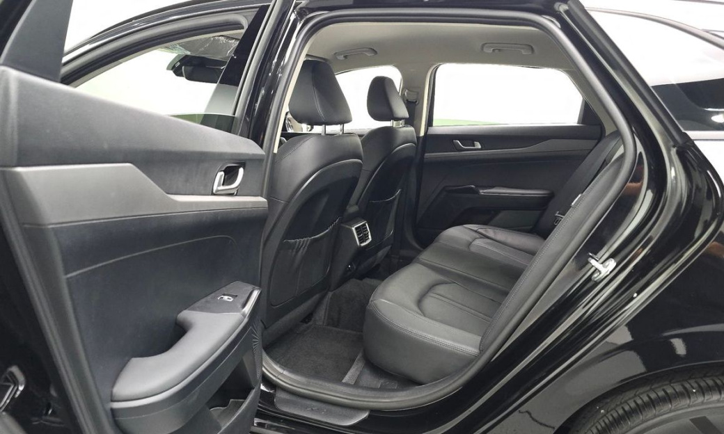 Kia K5 2.0, 2023