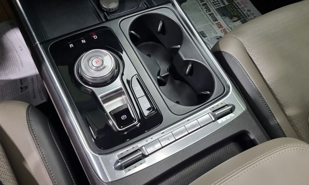 Kia Carnival 7-Seater Noblesse, 2024