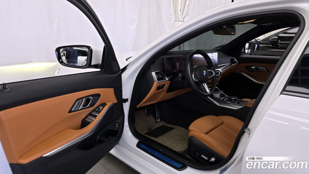 BMW 3-Series 320d xDrive M Sport, 2023