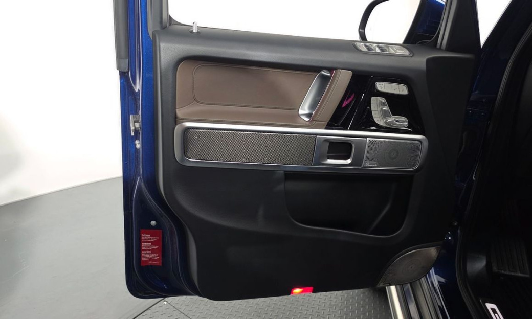 Mercedes-Benz G-Class G450d, 2025