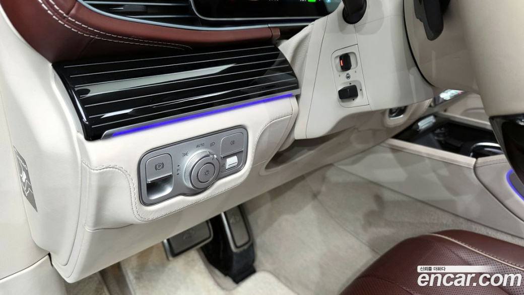 Mercedes-Benz GLS-Class Maybach GLS600 4MATIC, 2023
