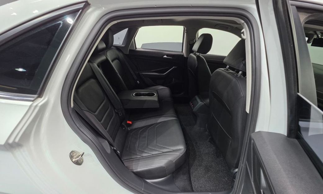 Volkswagen Jetta 1.4 TSI Prestige, 2021