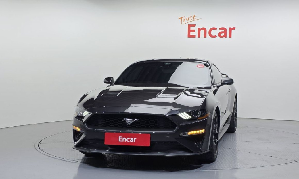 Ford Mustang Coupe, 2023
