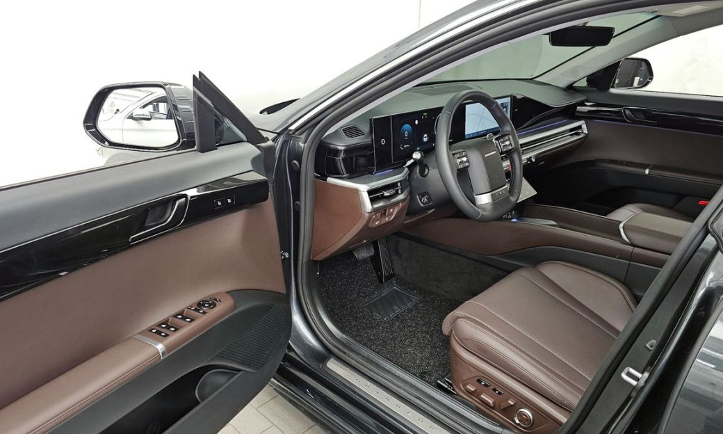 Hyundai Grandeur 2,5 Gasoline 2WD, 2026