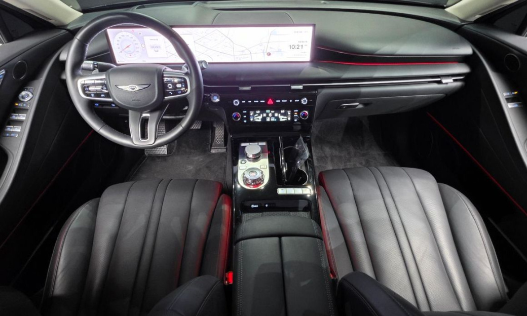 Genesis G80 Gasoline 2.5 Turbo AWD, 2025