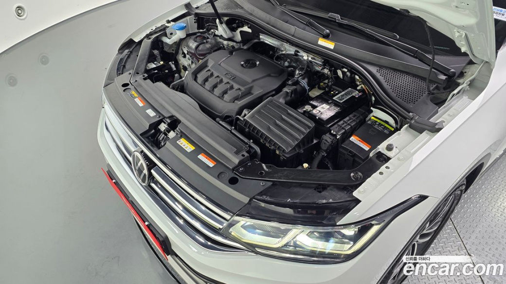 Volkswagen Tiguan 2.0 TSI Prestige, 2023