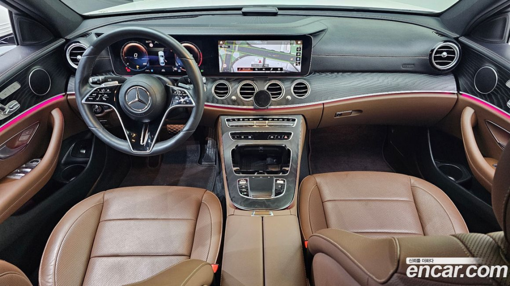 Mercedes-Benz E-Class E250 AMG Line, 2023