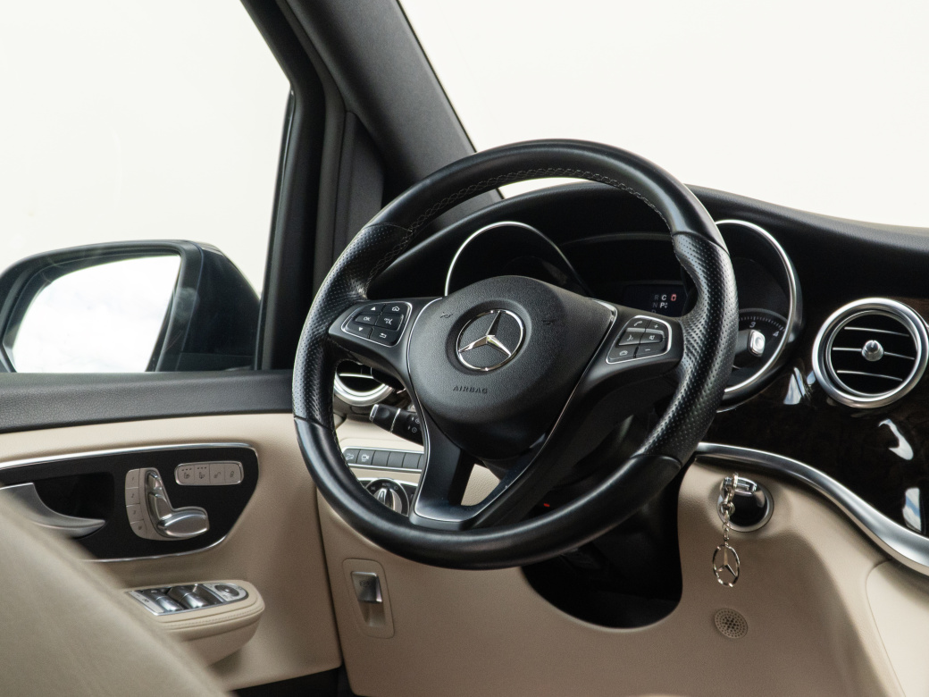 Mercedes-Benz V-класс 2.1 AT, 2017, 53 000 км