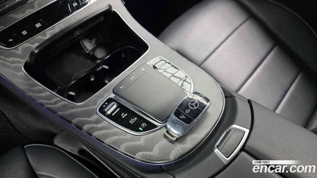 Mercedes-Benz E-Class E350 4MATIC AMG Line, 2022