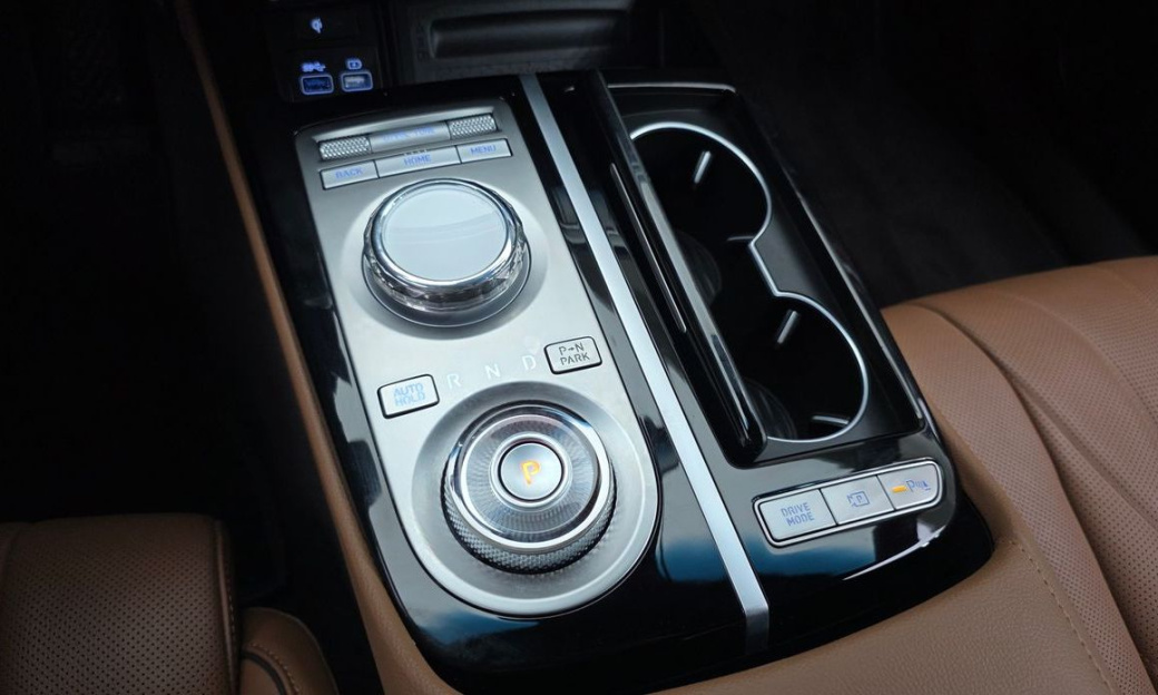 Genesis G80 Gasoline 2.5 Turbo AWD, 2023