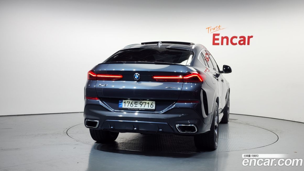 BMW X6 xDrive40i M Sport, 2022