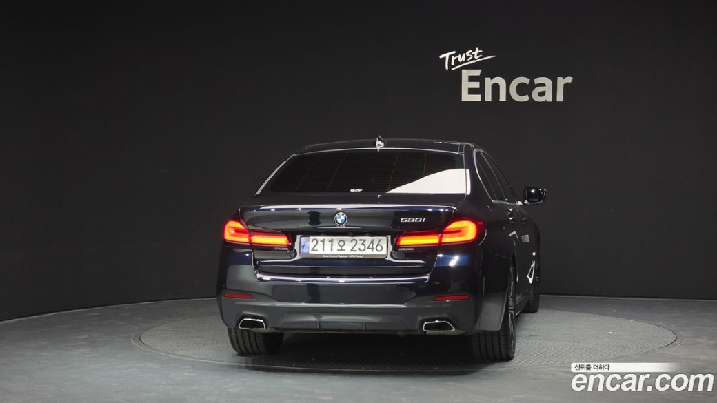 BMW 5-Series 530i M Sport Package, 2023