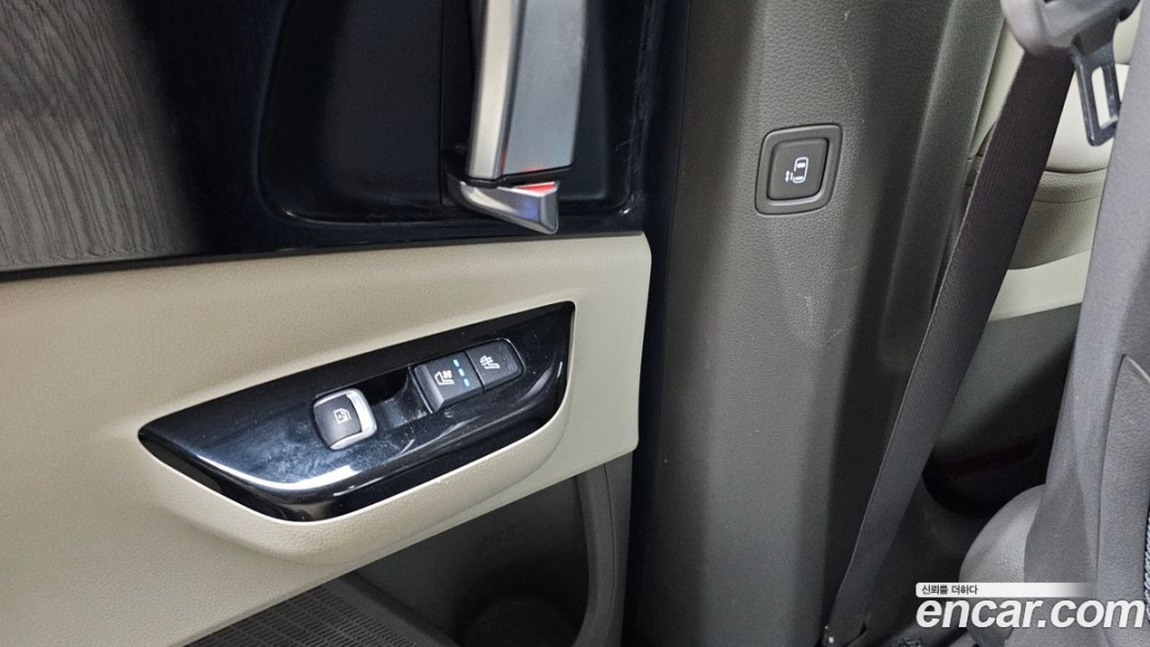 Kia Carnival 9-Seater Noblesse, 2023