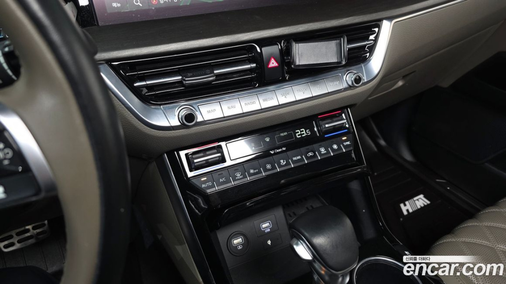 Kia Mohave Diesel 3.0 4WD 6-Seater, 2022