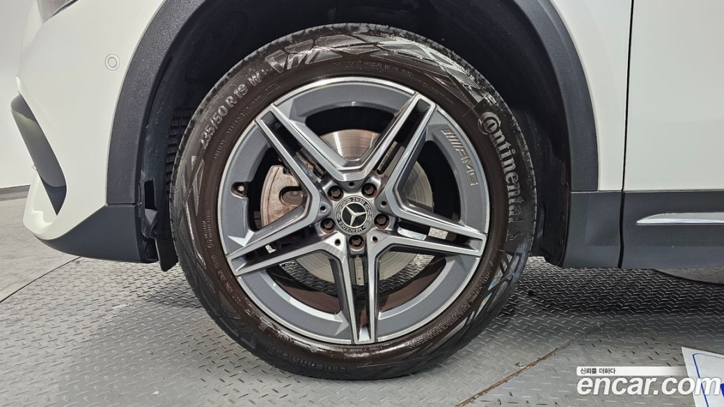 Mercedes-Benz GLA-Class GLA250 4MATIC, 2022