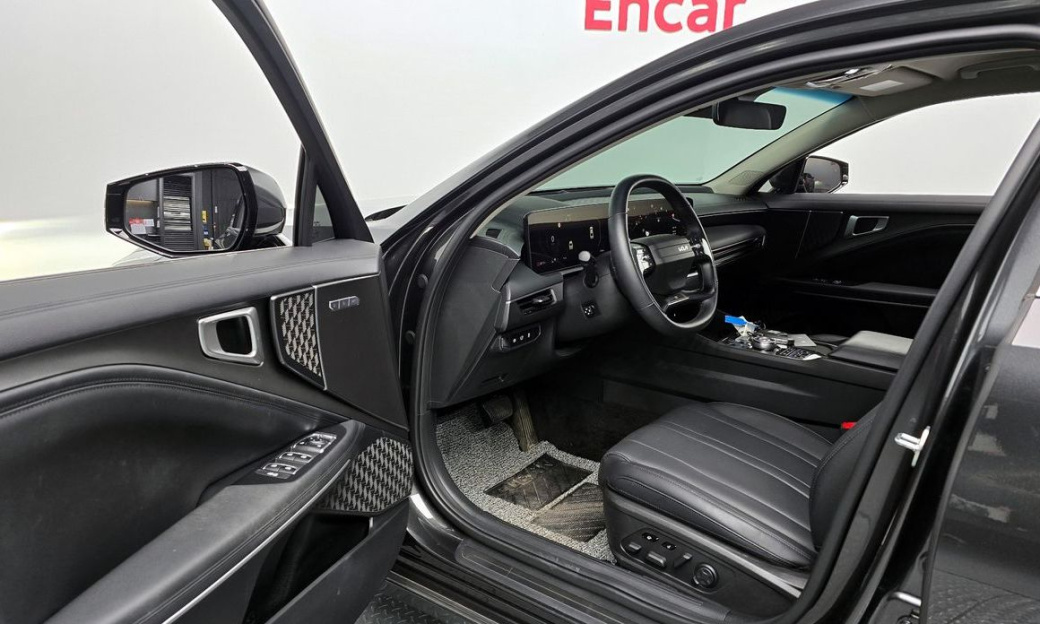Kia K8 2.5 Gasoline 2WD, 2025