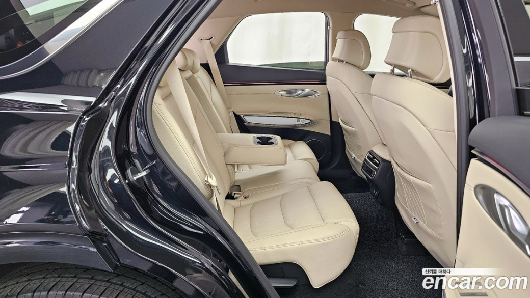 Genesis GV70 2.5T Gasoline 2WD, 2025