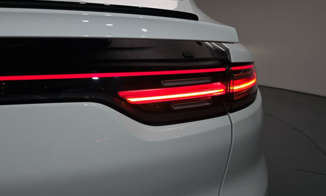 Porsche Cayenne 3.0 Coupe, 2022
