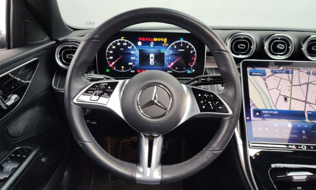 Mercedes-Benz C-Class C300 4MATIC Avantgarde, 2023