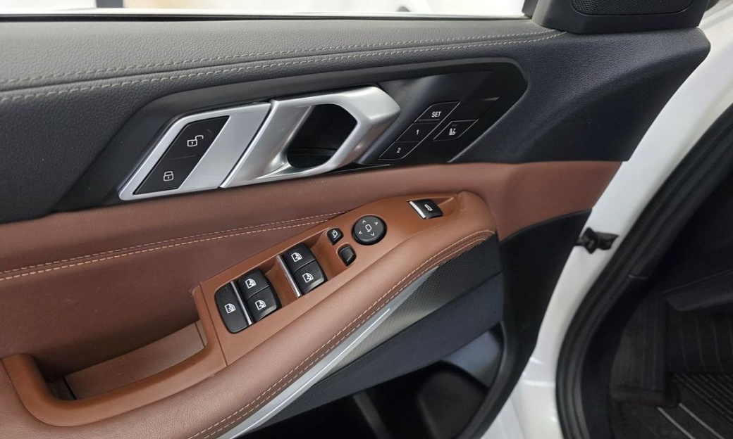 BMW X5 xDrive 30d M Sport, 2022