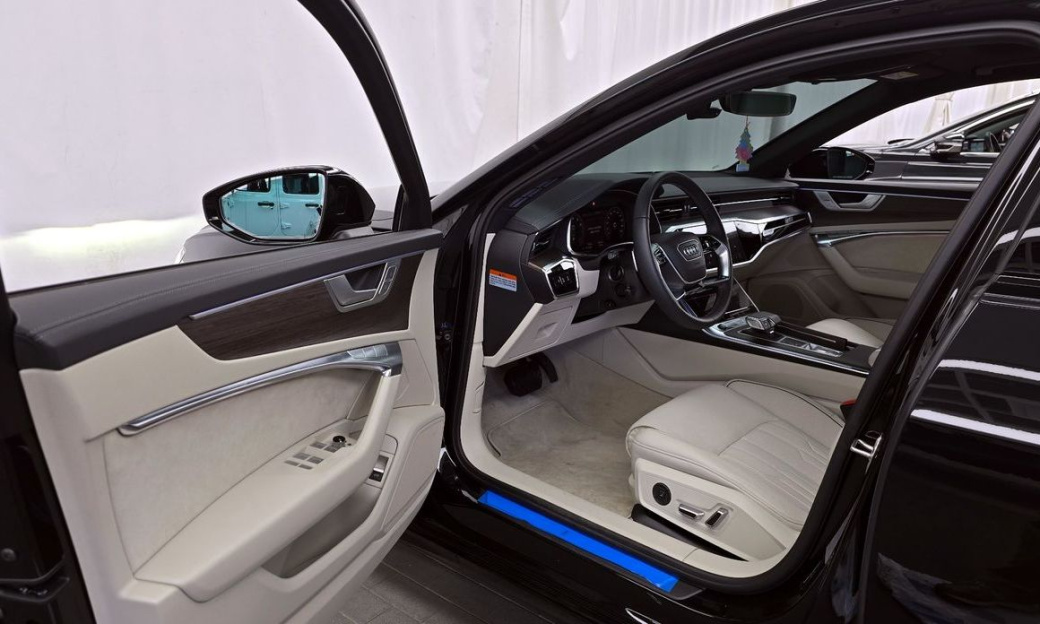 Audi A6 45 TFSI Premium, 2025