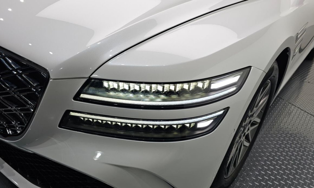 Genesis G80 Gasoline 2.5 Turbo 2WD, 2025