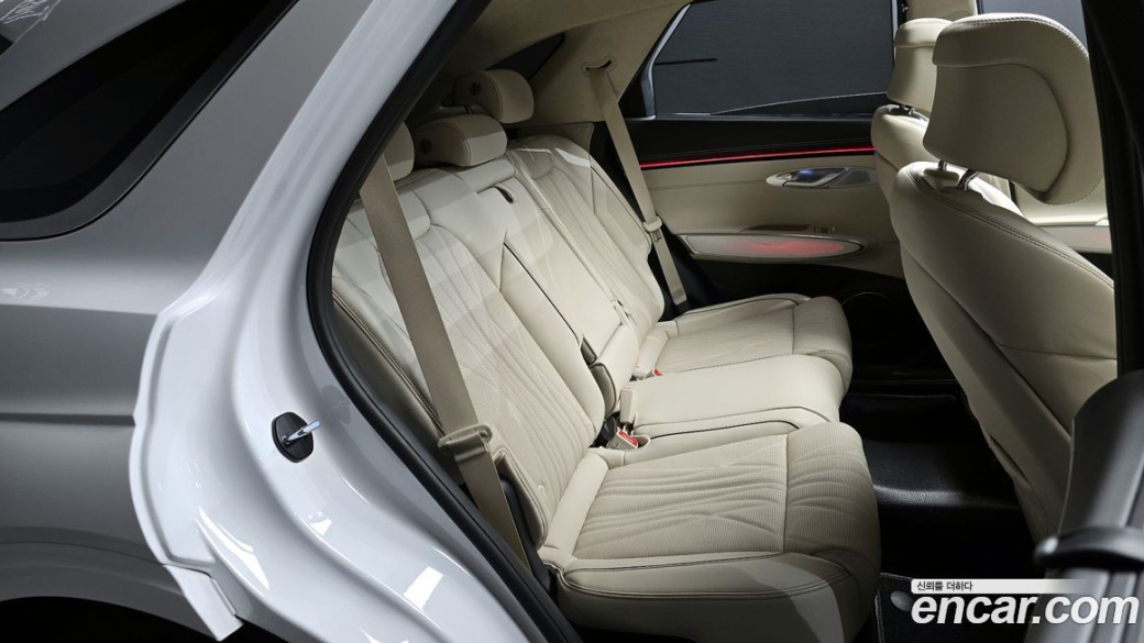 Genesis GV70 2.5T Gasoline 2WD, 2026
