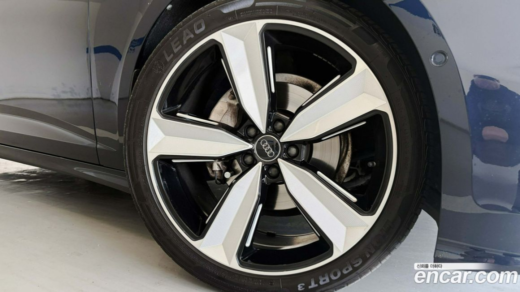 Audi A6 40 TDI Quattro Premium, 2022