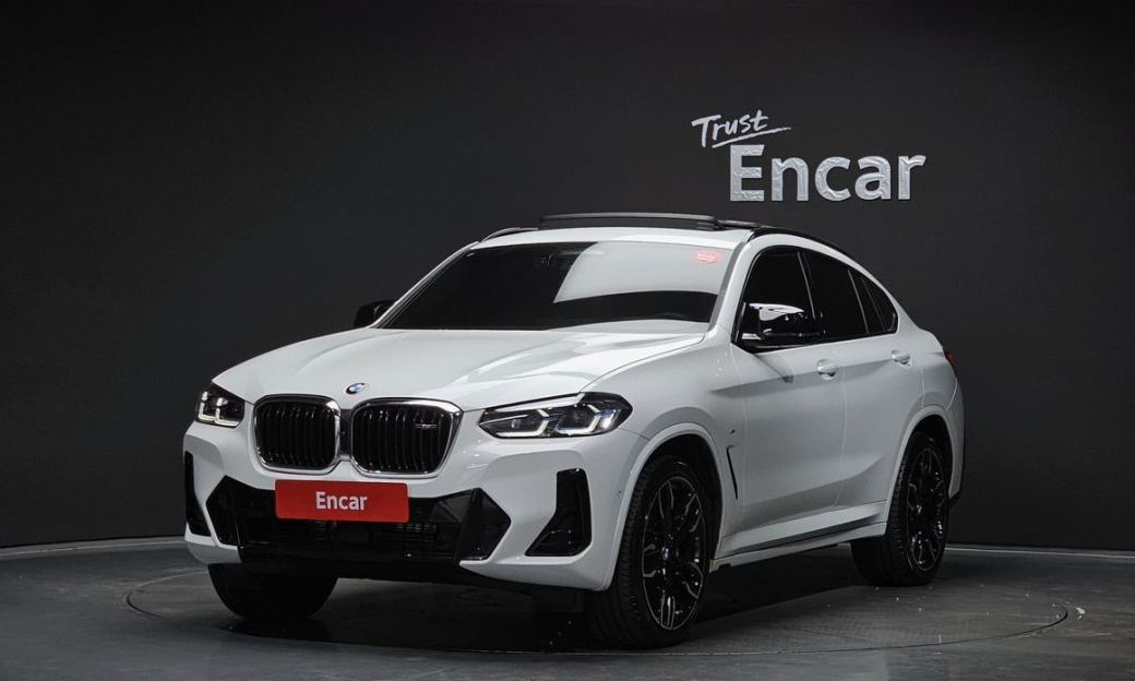 BMW X4 xDrive M40i, 2025