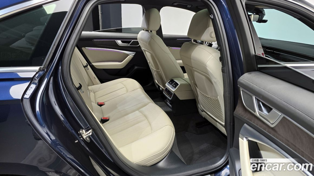 Audi A6 45 TFSI Premium, 2023