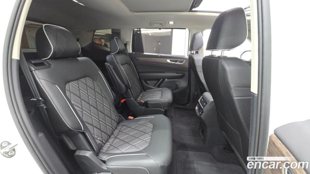 Volkswagen Atlas 2.0 TSI R-LINE 6-Seater, 2025