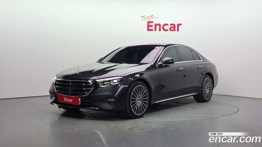 Mercedes-Benz E-Class E450 4MATIC, 2024