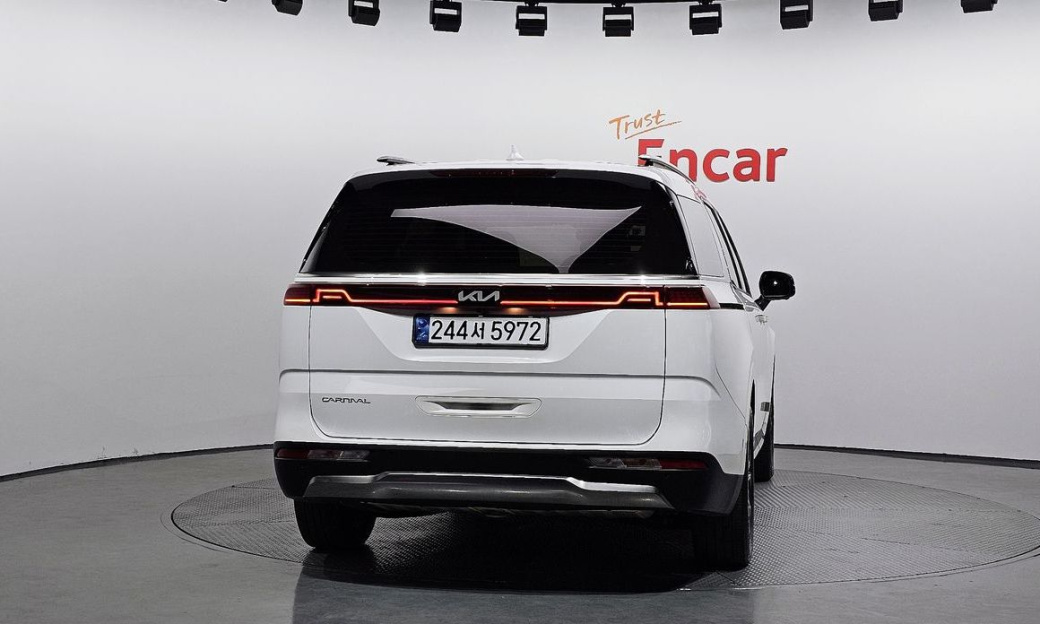 Kia Carnival 9-Seater Noblesse, 2023