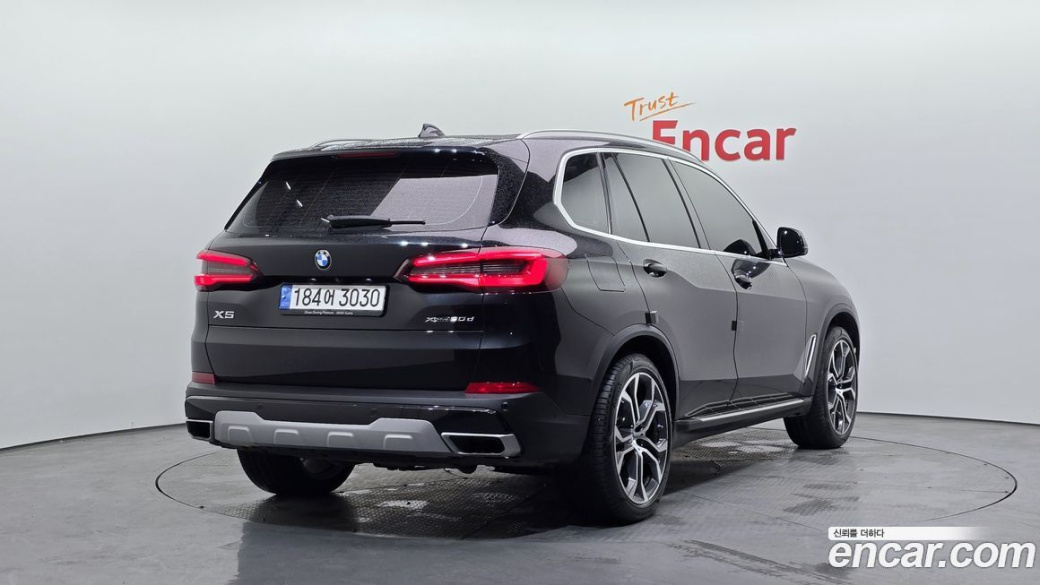 BMW X5 xDrive 30d xLine, 2022