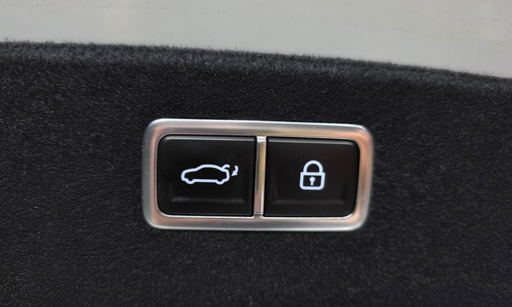 Genesis G80 Gasoline 2.5 Turbo AWD, 2025