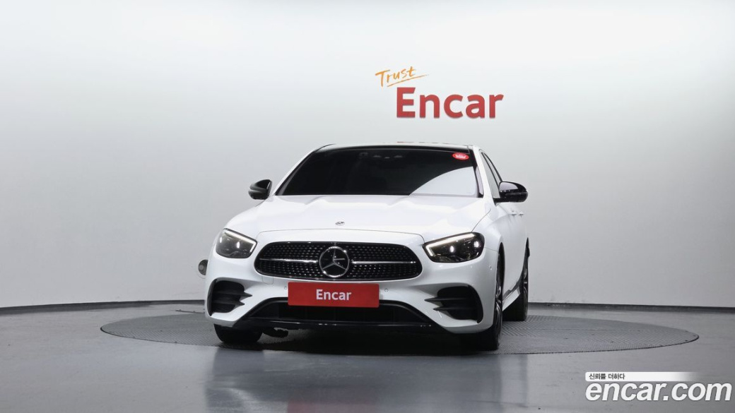 Mercedes-Benz E-Class E350 4MATIC AMG Line, 2023