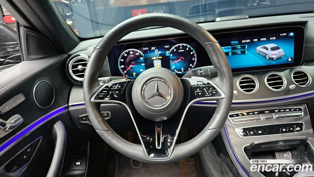 Mercedes-Benz E-Class E250 AMG Line, 2023