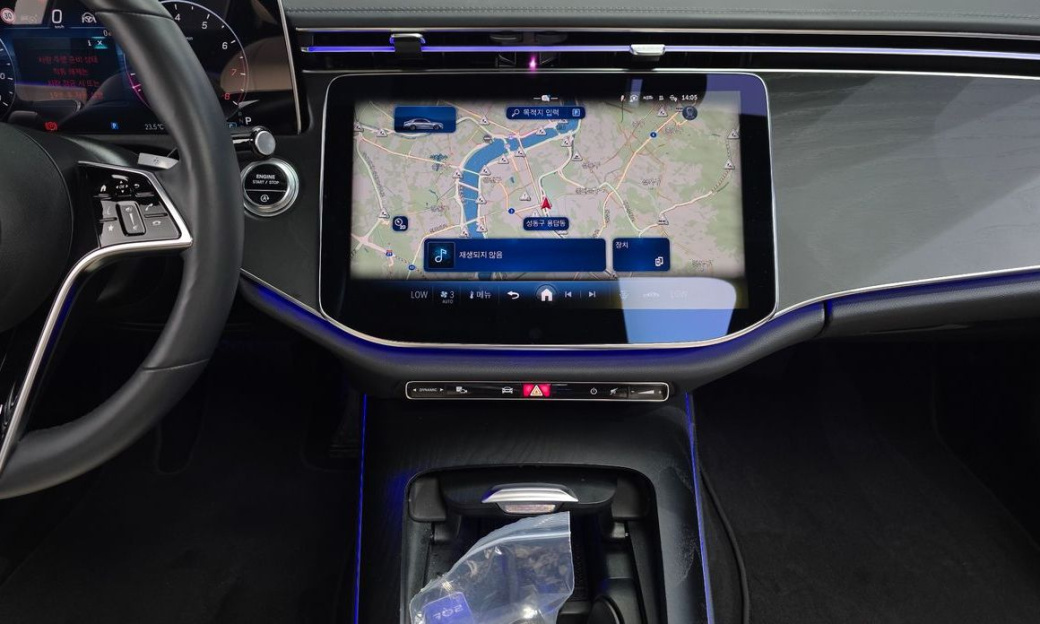 Mercedes-Benz E-Class E200 Avantgarde, 2024