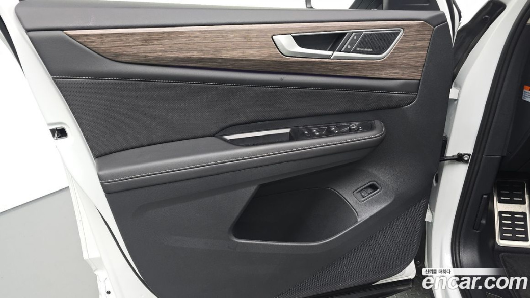 Volkswagen Atlas 2.0 TSI R-LINE 6-Seater, 2025