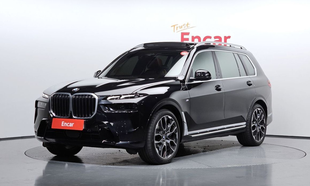 BMW X7 xDrive 40d M Sport 7 STR, 2025