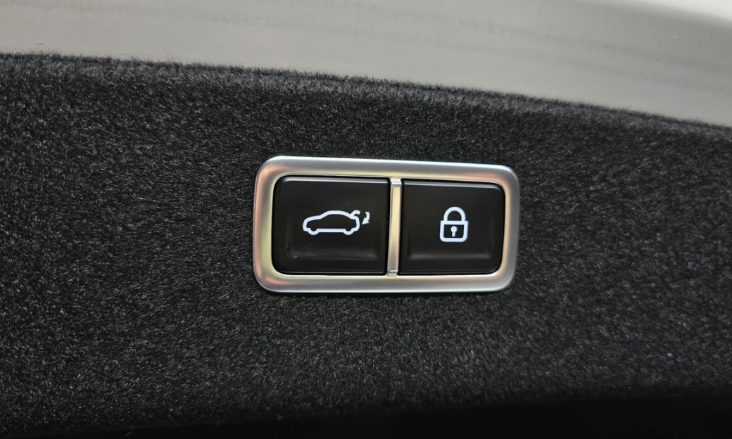Genesis G80 Gasoline 2.5 Turbo AWD, 2025