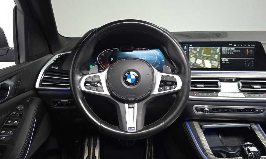 BMW X5 xDrive 40i M Sport, 2022