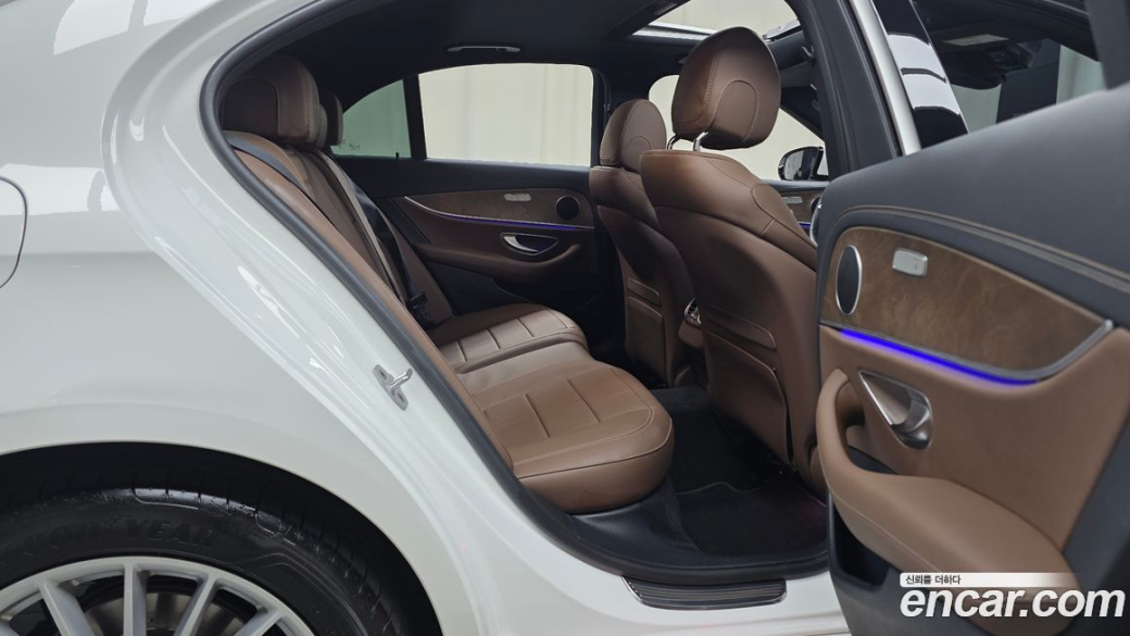 Mercedes-Benz E-Class E250 Exclusive, 2022